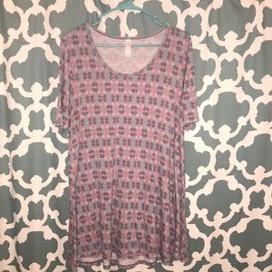 Lularoe perfect tee